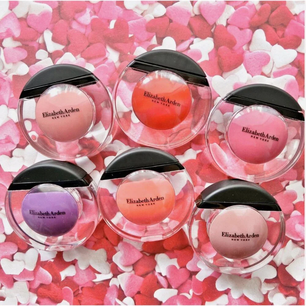 Sheer Kiss Lip Oil by Elizabeth Arden